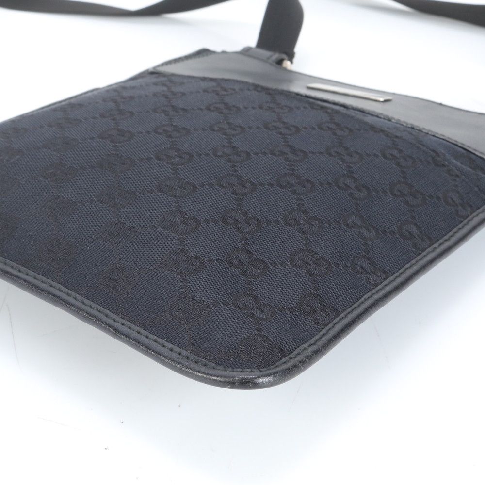i37【美品】グッチ　GGキャンバス　レザー　ショルダーバッグ メッセンジャー. brandlaqol_2502140909872-39