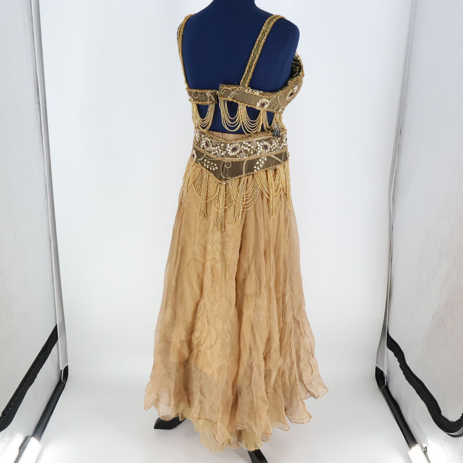 ベリーダンス用 オリエンタル衣装】レッド×ゴールド スパンコールラメ