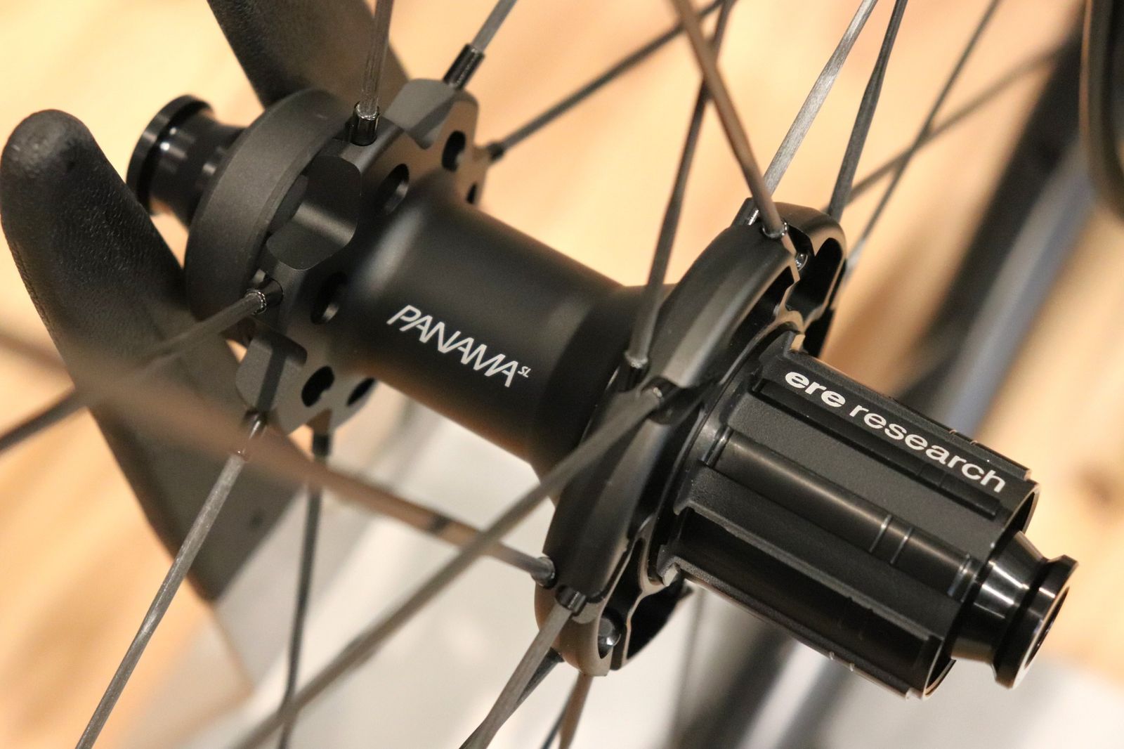 チューブレスレディ ホイールセット