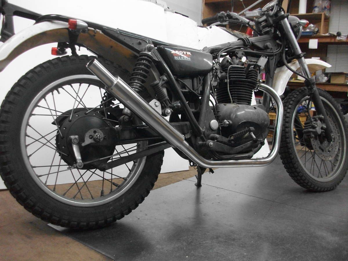 CB223マフラー，ファネルタイプステンレス新品未使用の出品です。 CB223マフラー，ファネルタイプステンレス新品未使用の出品です。