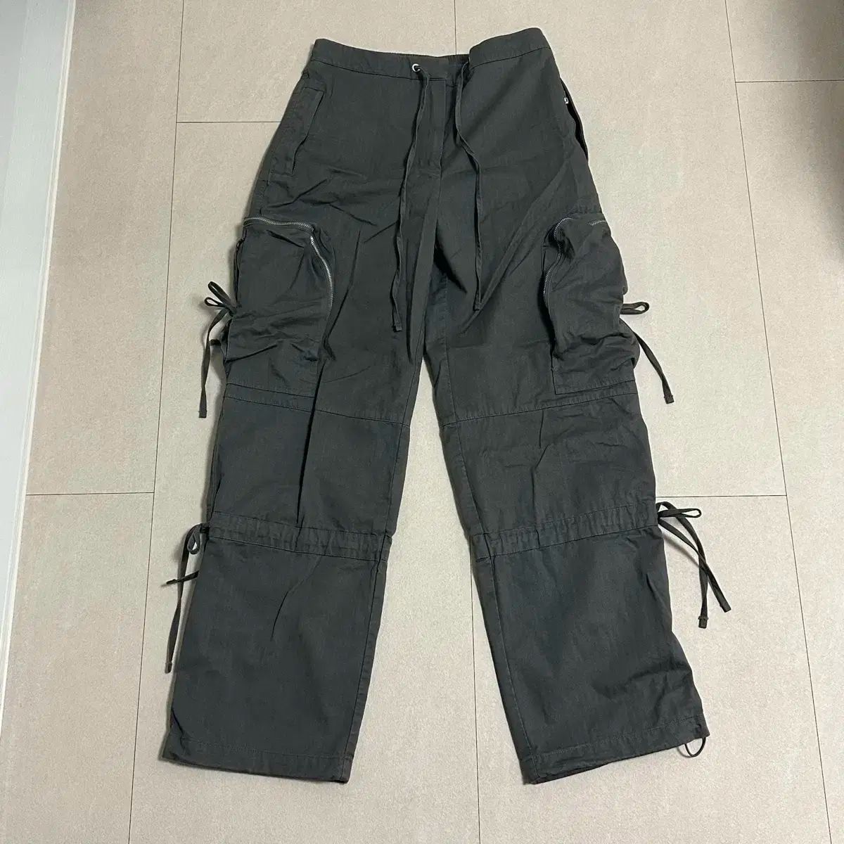 TYPESERVICE タイプサービス サイド ポケット シルエット パンツ チャコール