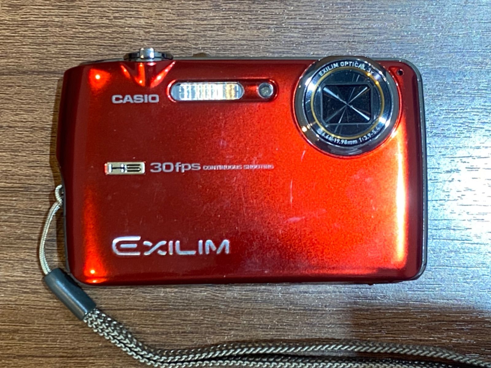 CASIO EXILIM EX-FS10 デジタルカメラ レッド カシオ デジカメ 【公式