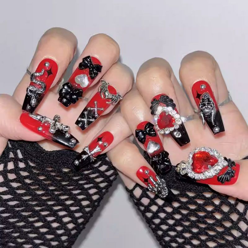 10枚セット 地雷系 ネイルチップ 付け爪 派手 デコレーション