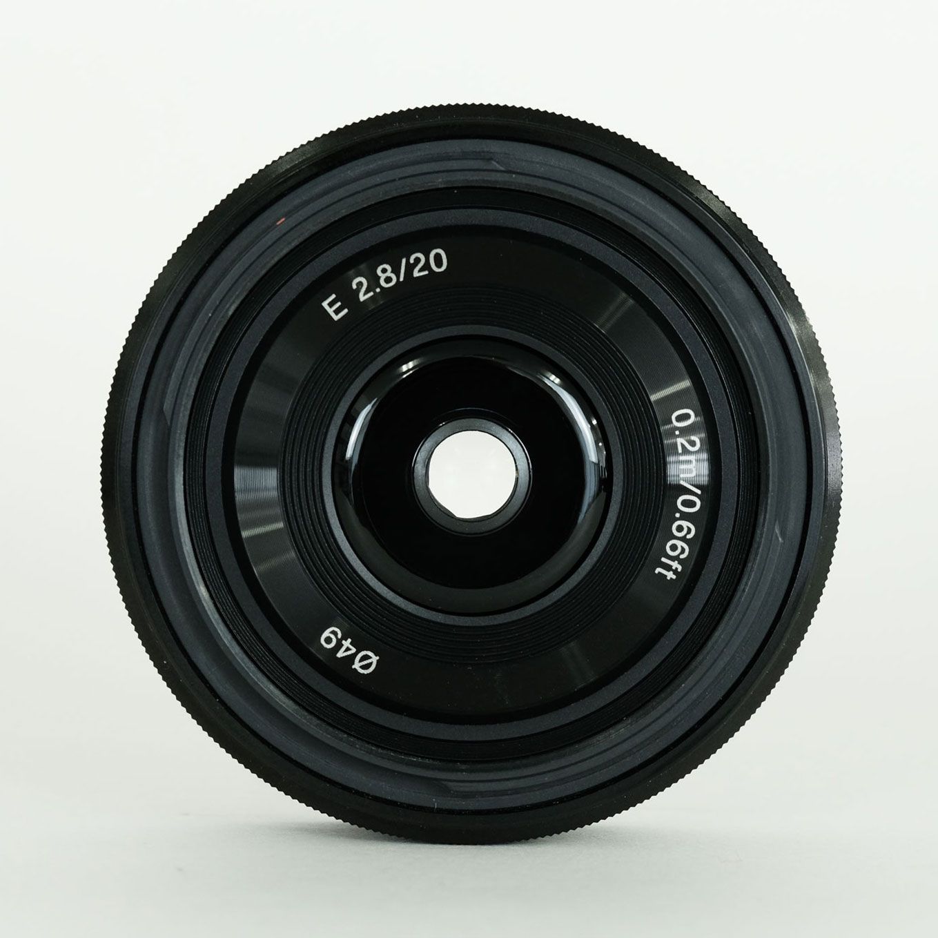 [フード・フィルタ付属]SONY SEL20F28 [Eマウント] フード・フィルタ付属]SONY SEL20F28 [Eマウント]