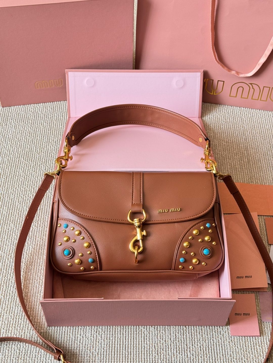 miu miu ターコイズ ショルダーバッグ miu miu ターコイズ ショルダーバッグ