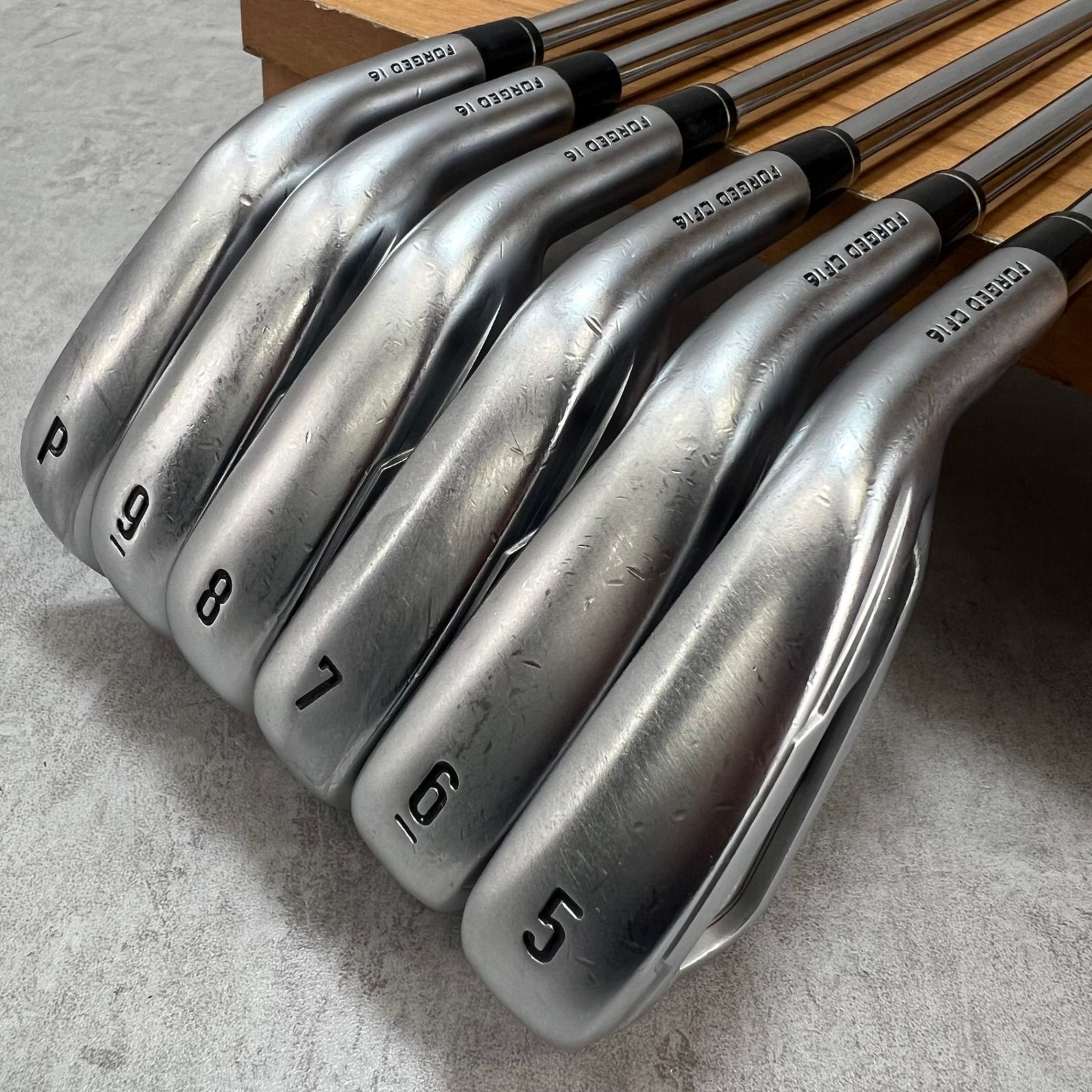 品質保証！ キャロウェイ APEX 2016年 メンズゴルフ アイアンセット 6本 S 右利き用 Callaway