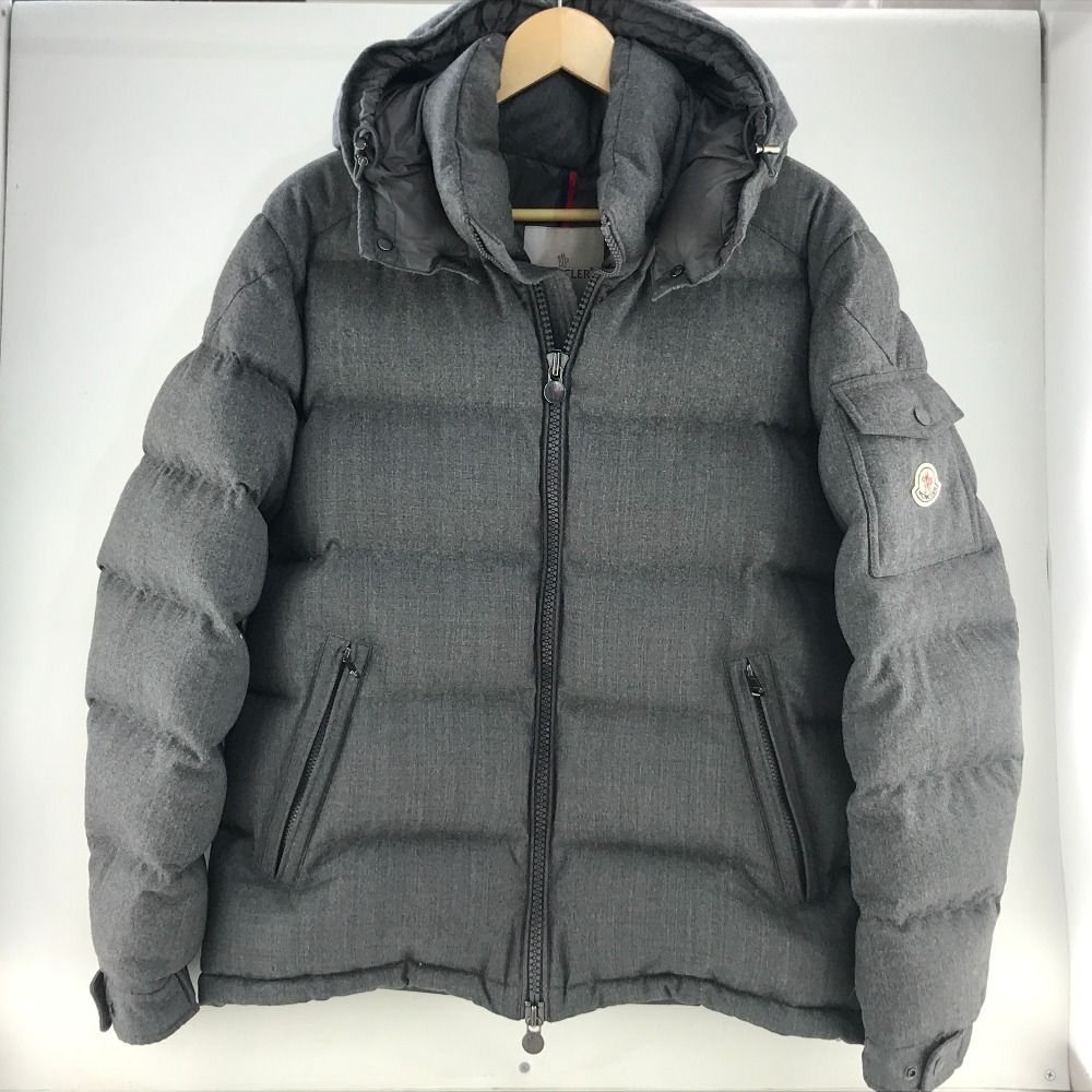 02w04848 モンクレール MONCLER MONTGENEVRE GIUBBOTTO モンジュネーブル グレー サイズ4 フード取り外し可能  ハンガー 袋あり ダウンジャケット ウール D20914033805 54272 【中古品】 - メルカリ