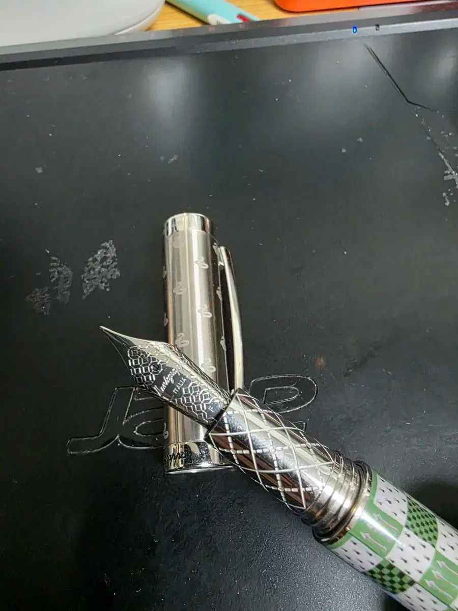 ニップ