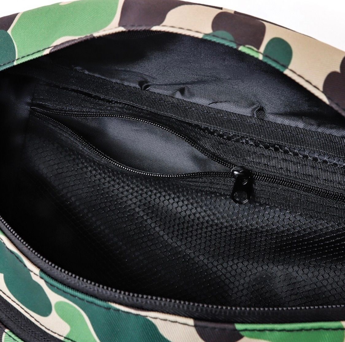 BAPE◇A BATHING APE／◇迷彩大容量ボディバッグ◇付録品ノベルティ