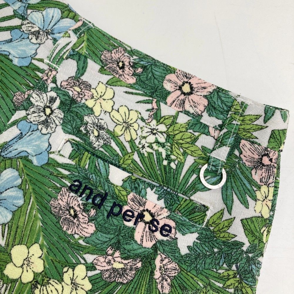 アンパスィ】薄手 サークル 刺繍 ロゴ ショートパンツ ゴルフ L