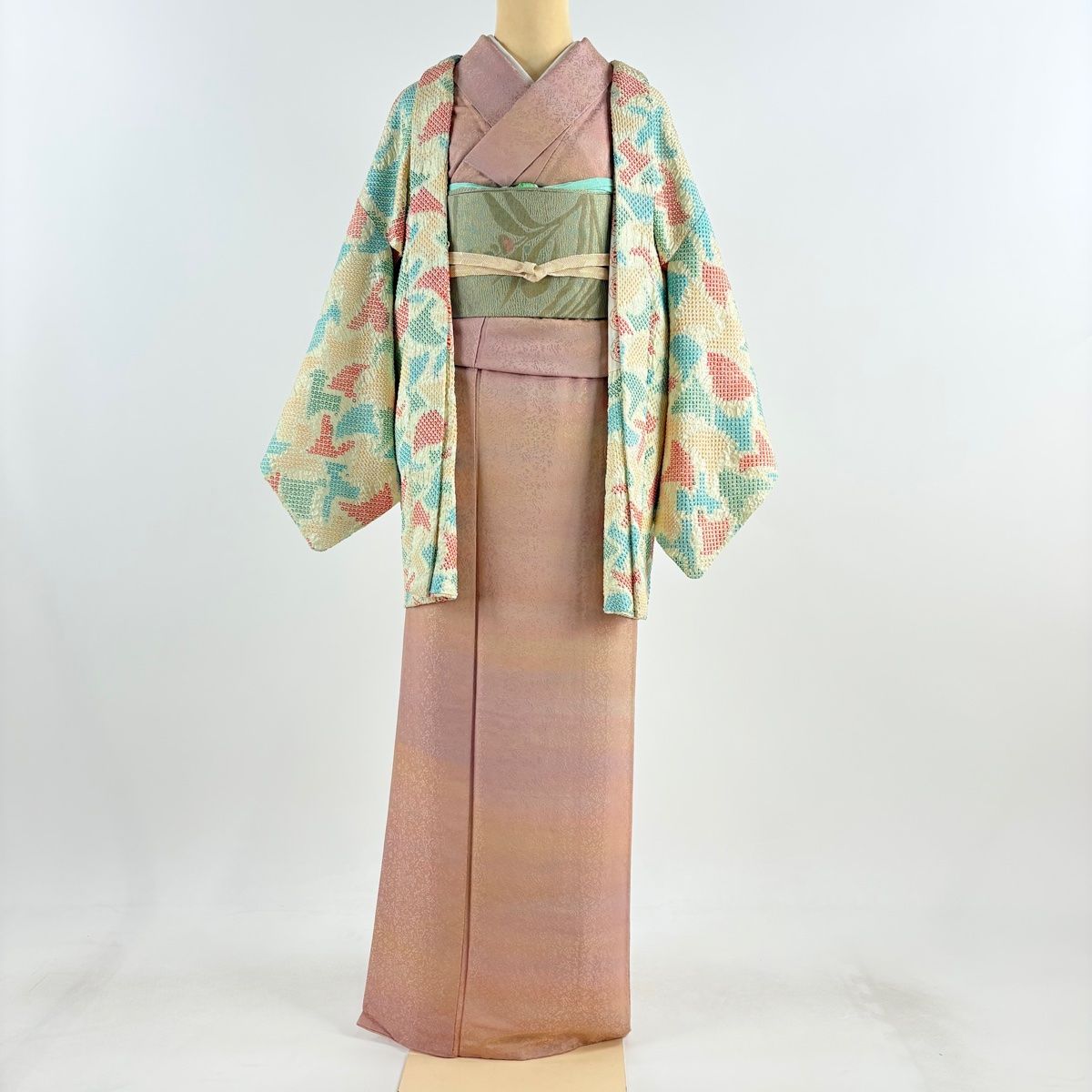 羽織 身丈78cm 裄丈63cm S 幾何学模様 地紋 総絞り 薄黄 正絹 秀品