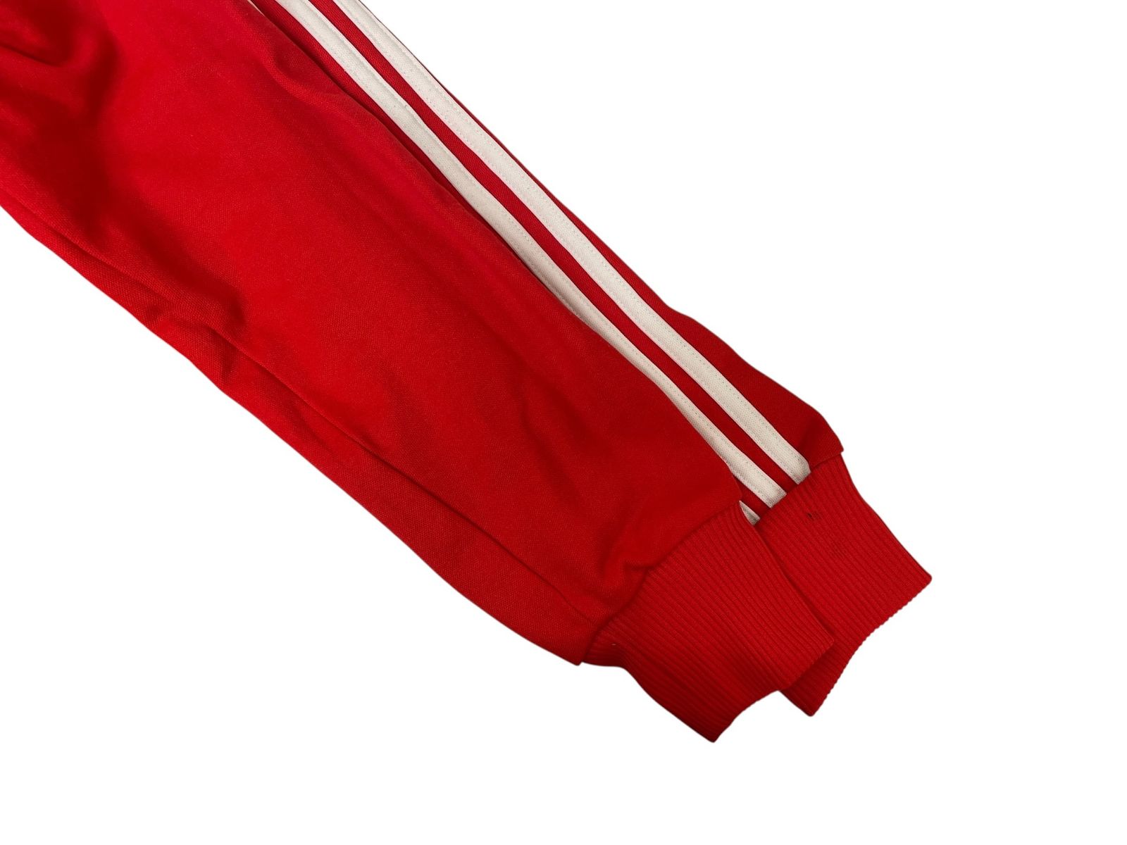 アディダス　チェコスロバキアトラックジャケット赤XS 人気》adidas アディダス トラックジャケット 赤 XS - メルカリ