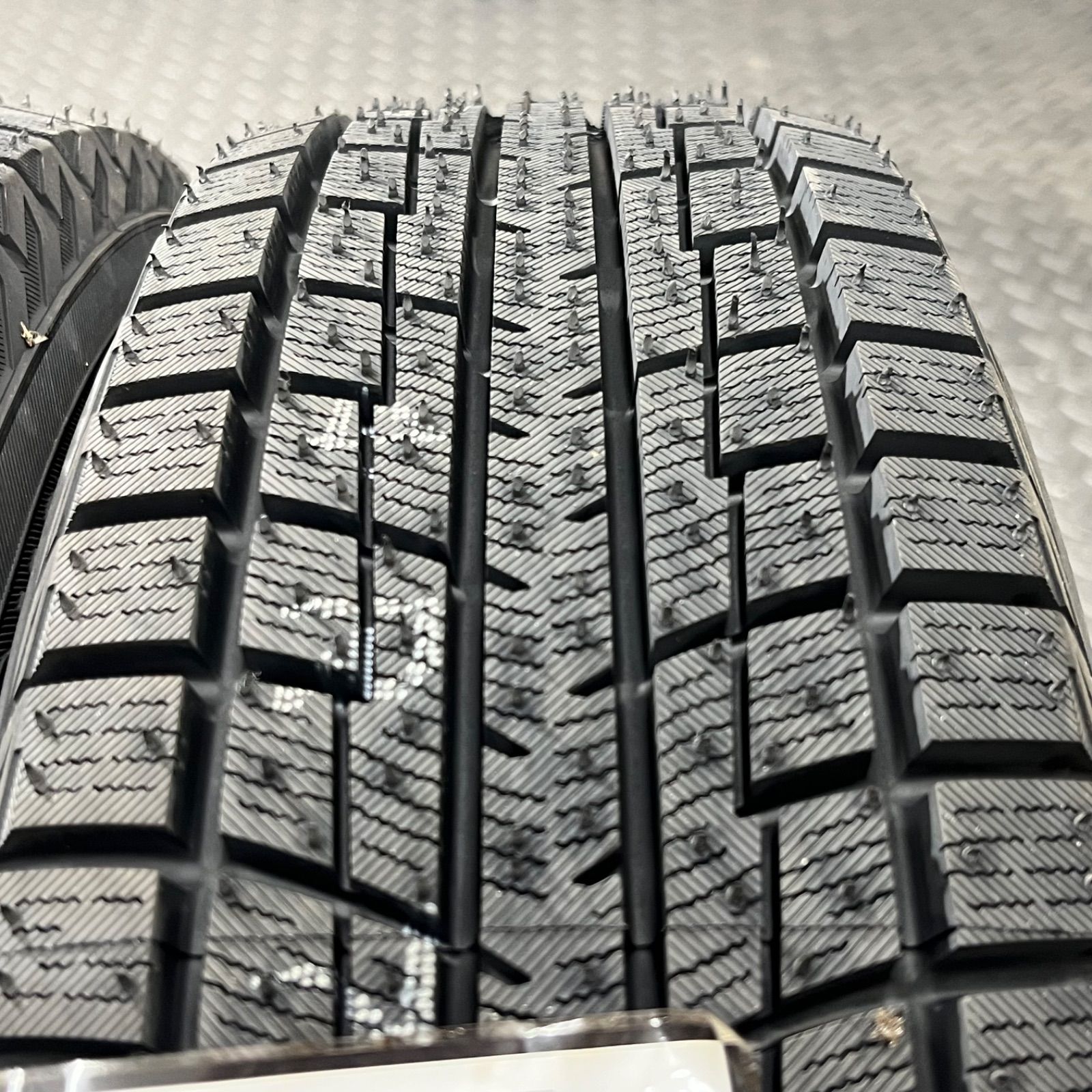 25年製 新品タイヤ 155/65R14 ヨコハマ アイスガードIG52C ダイハツ