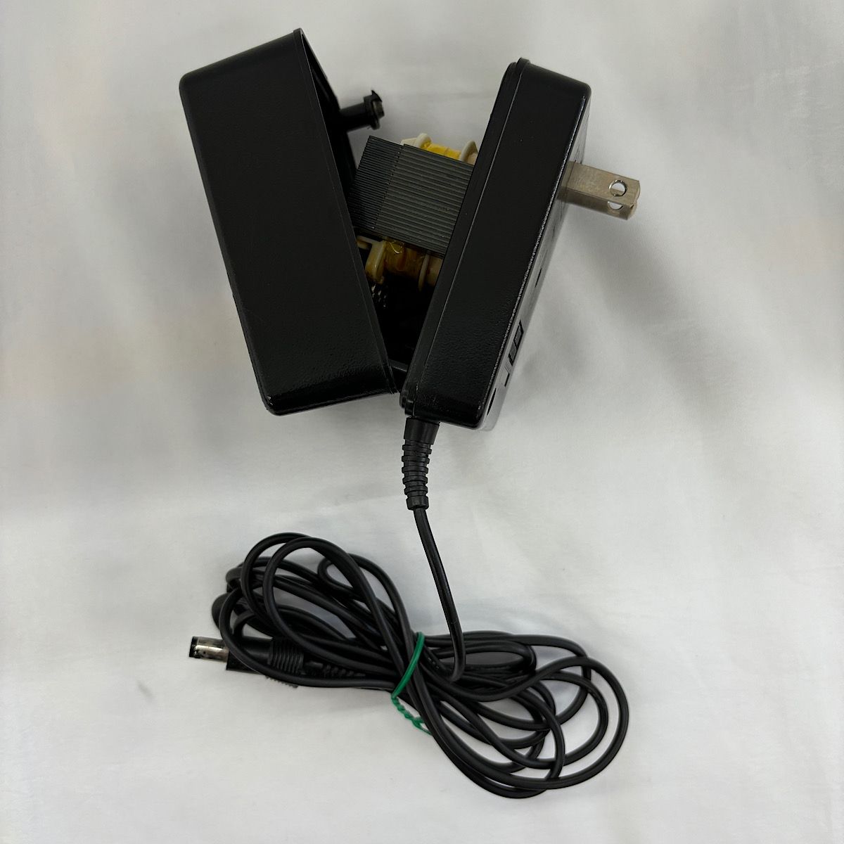 USEDジャンク品』 ファミリーコンピュータ ファミコン本体 USEDジャンク品』 ファミリーコンピュータ ファミコン本体