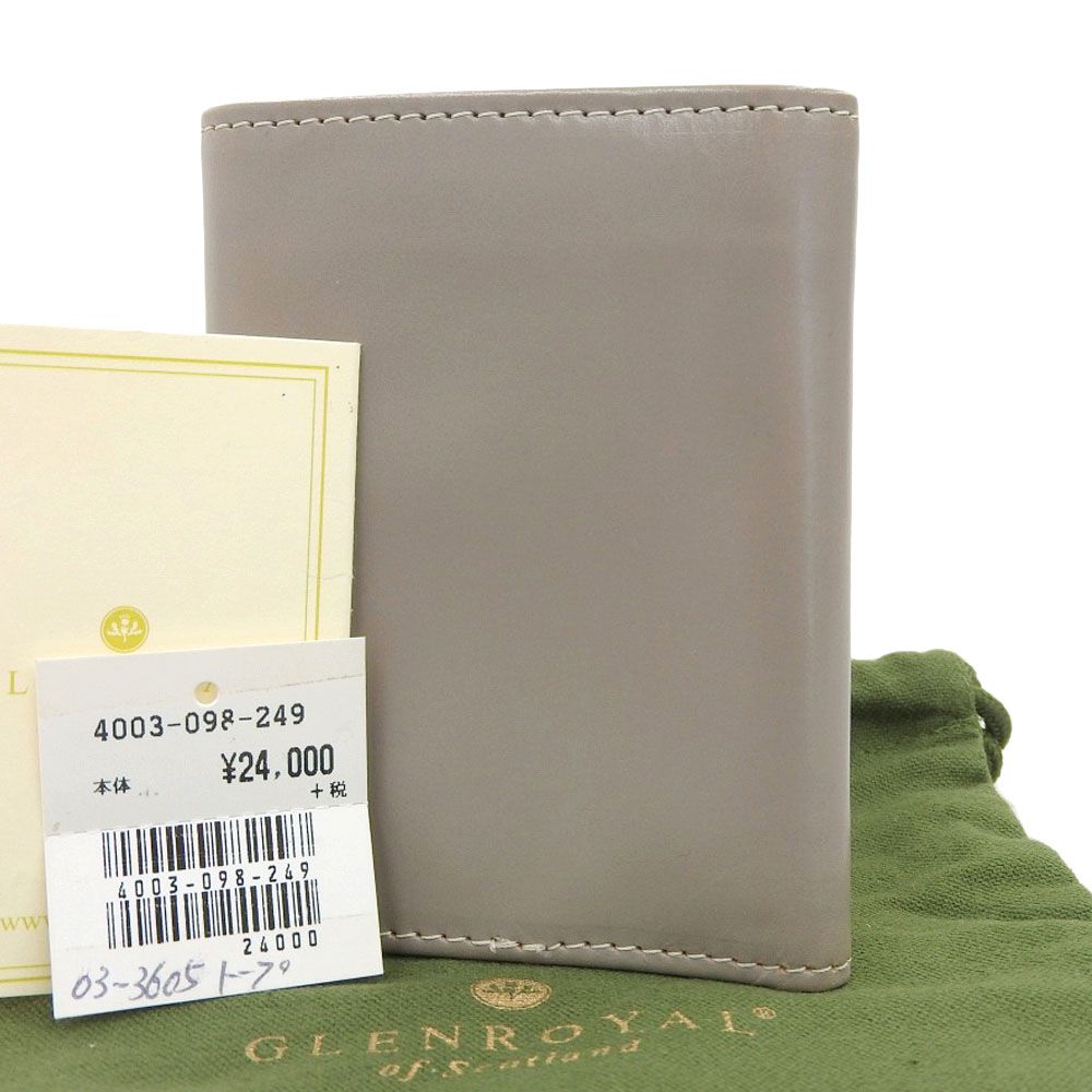三つ折り財布 札入