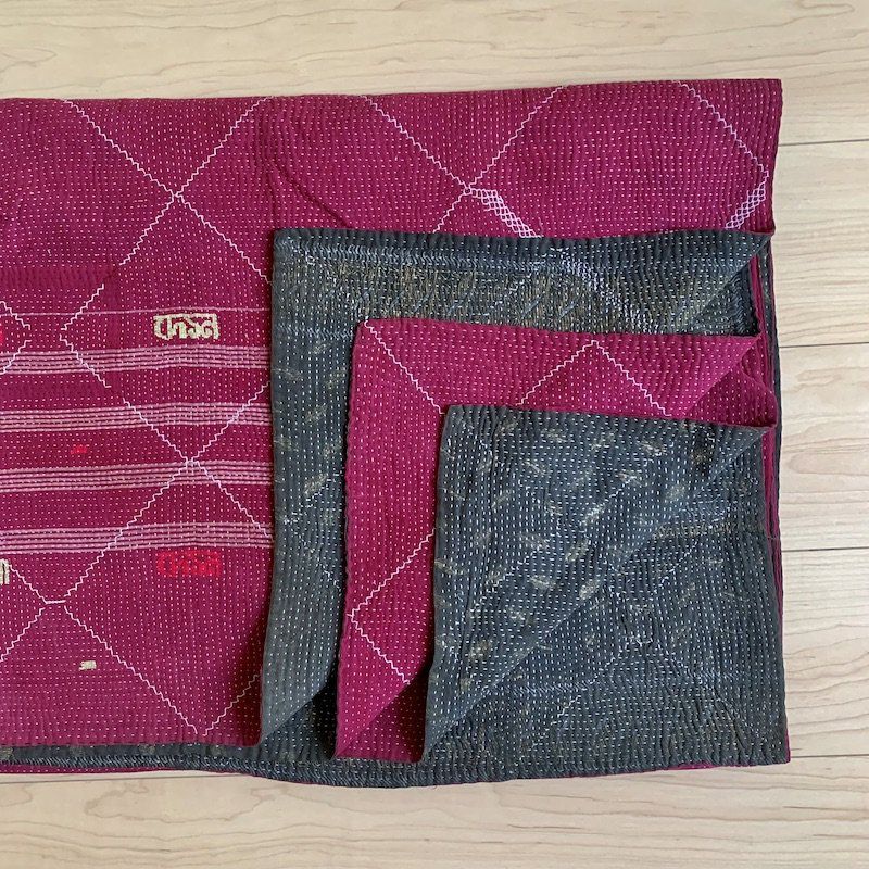 Vintage Kantha quilt red black ビンテージ カンタキルト レッド