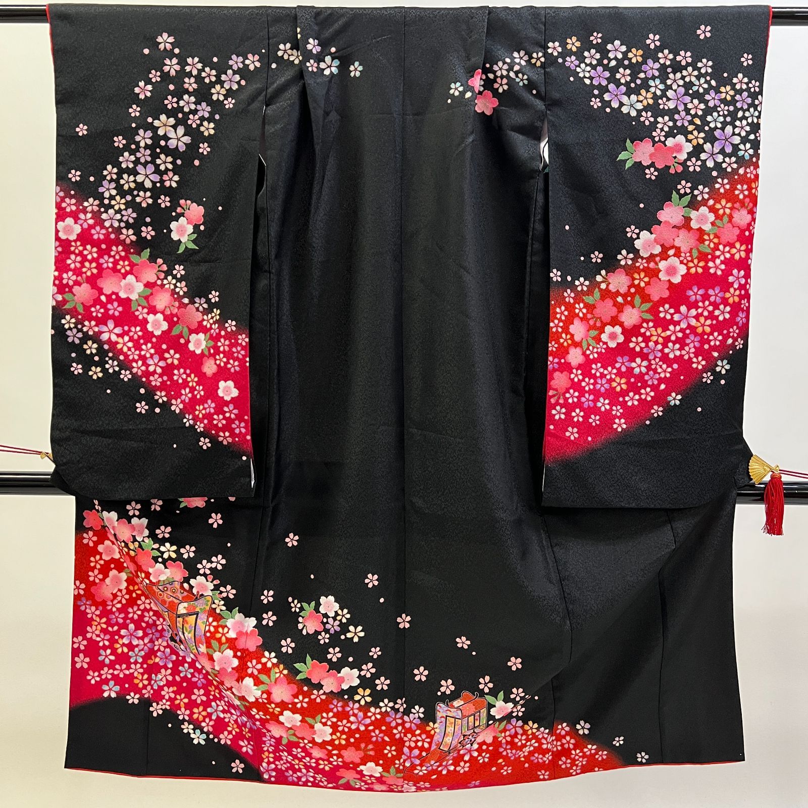 七五三 753 四つ身着物 四ツ身着物 中古品 リメイク 黒 黒色 7歳 7才 7