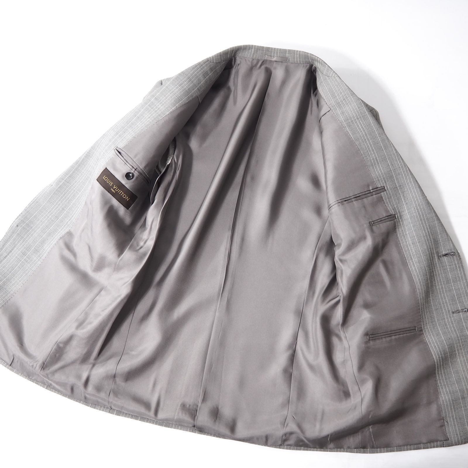 【SALE】値下げLOUIS VUITTON グレー系ルイヴィ トンスーツ正規品 ルイヴィトン モノグラム グレー 長財布 スーツ ビジネスM81335