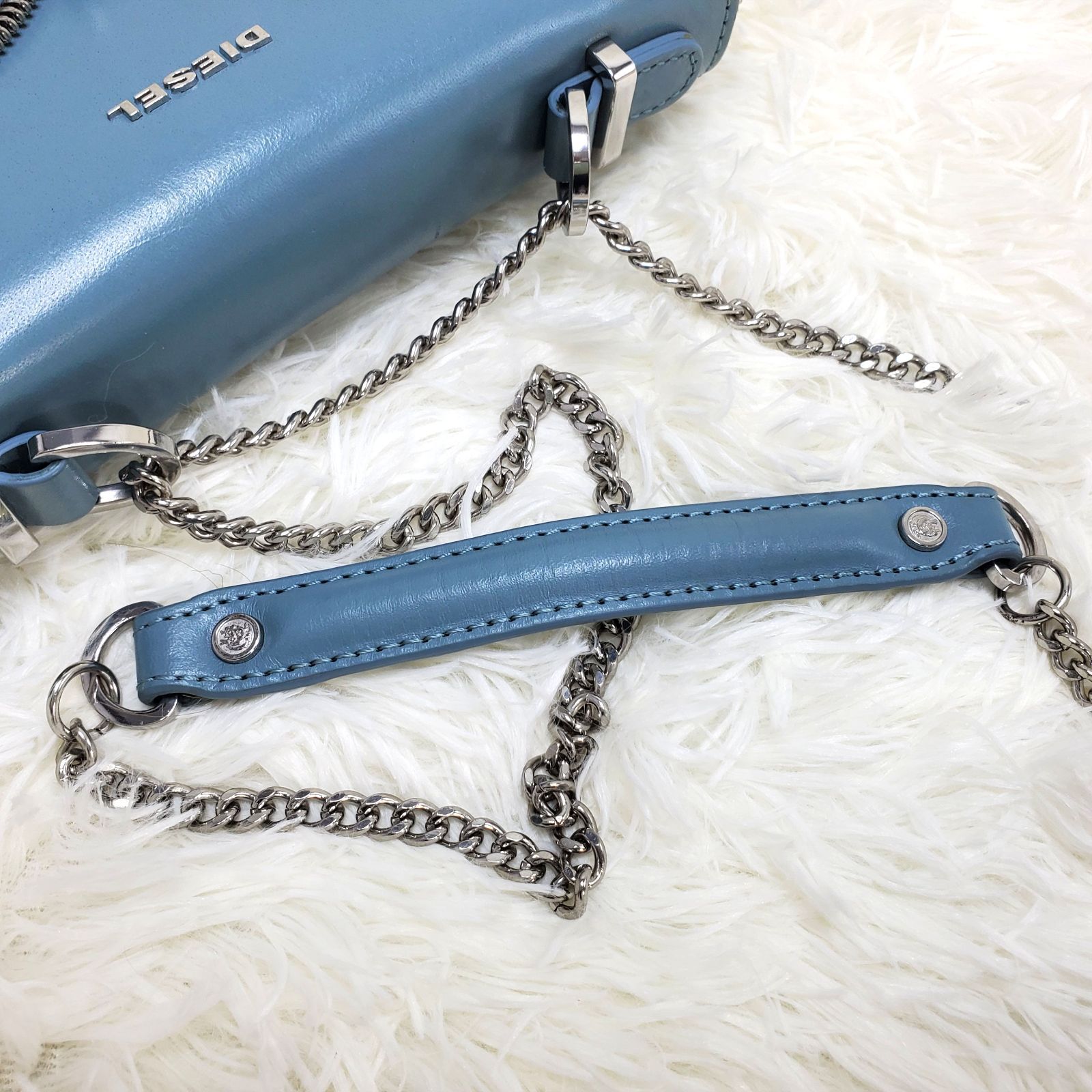 DIESEL ディーゼル チェーンショルダーバッグ ジッパー ブルー - メルカリ