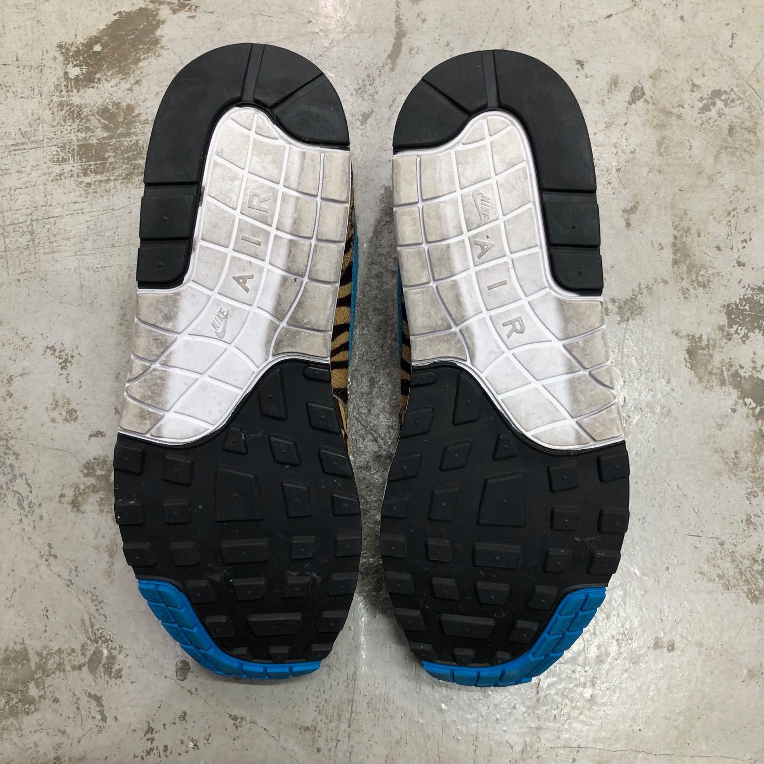 国内正規 atmos Nike Air Max 1 Animal 3.0 Tiger AQ0928-900 タイガー 