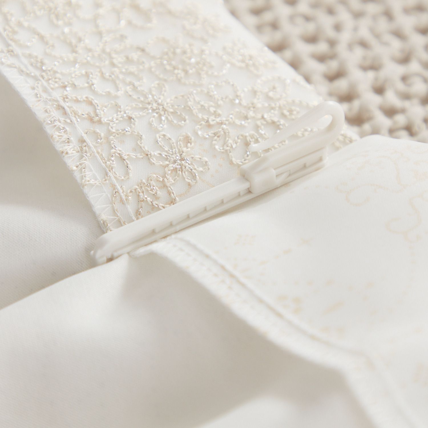 ＆刺繍オーガンジー 二重レースカーテン