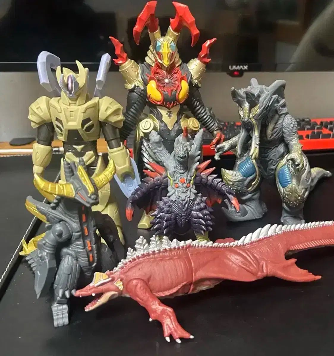 ウルトラマン ゴジラ) モンスター 怪物 ソフビー まとめ売り