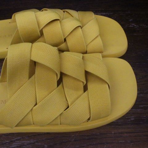 美品！BOTTEGA VENETA イントレチャートサンダル 43 BOTTEGA VENETA - 美品 ボッテガヴェネタ BOTTEGA VENETA