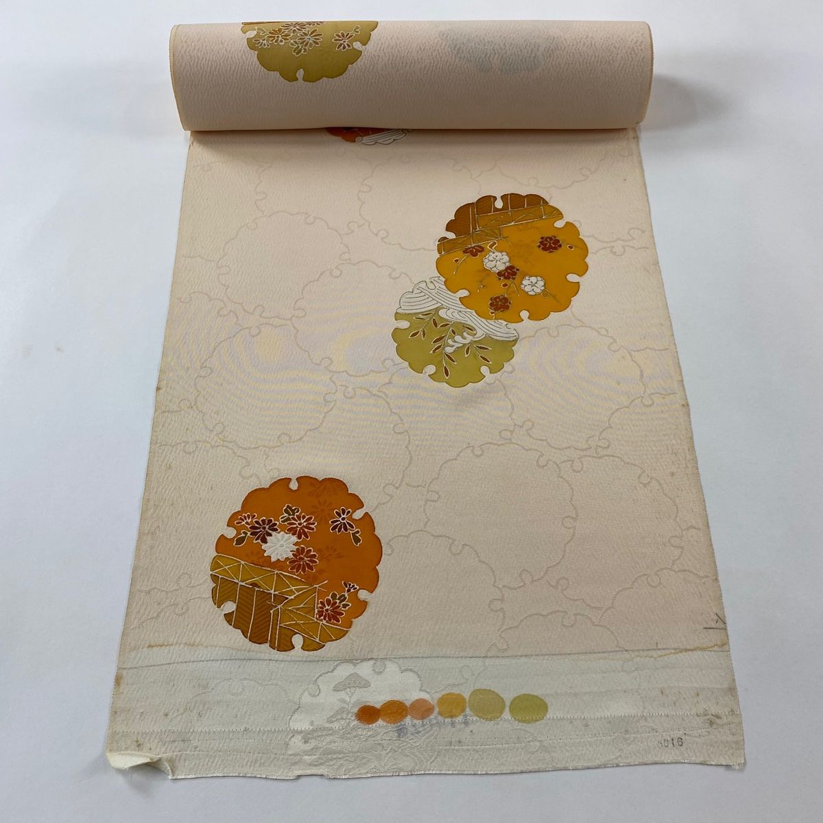 反物 秀品 小紋 雪輪 草花 金彩 薄オレンジ 正絹