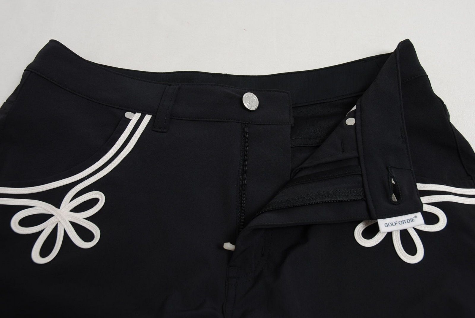 美品　MARK&LONA マークアンドロナ　総柄　レディース　パンツ 美品 MARK&LONA マークアンドロナ 総柄 レディース パンツ 美品