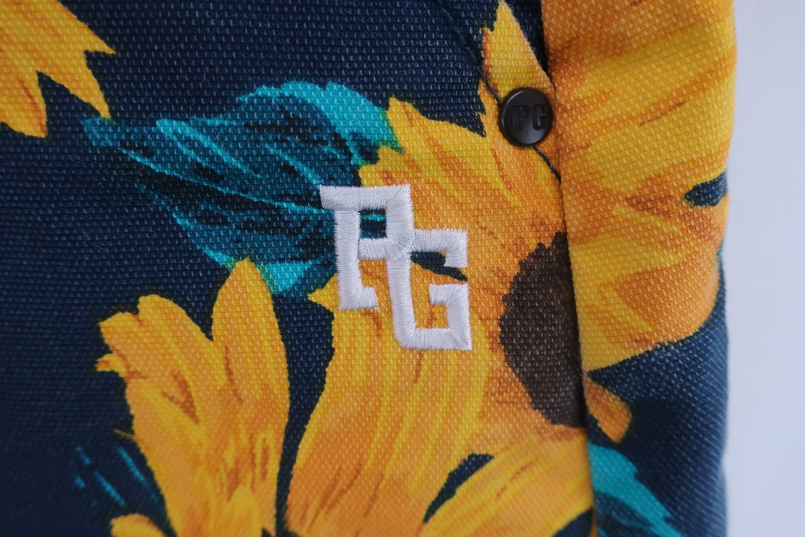 PEARLY GATES パーリーゲイツ　ジョガーパンツカミナリ柄　ネイビー　0 PEARLY GATES パーリーゲイツ ジョガーパンツカミナリ柄 ネイビー 0