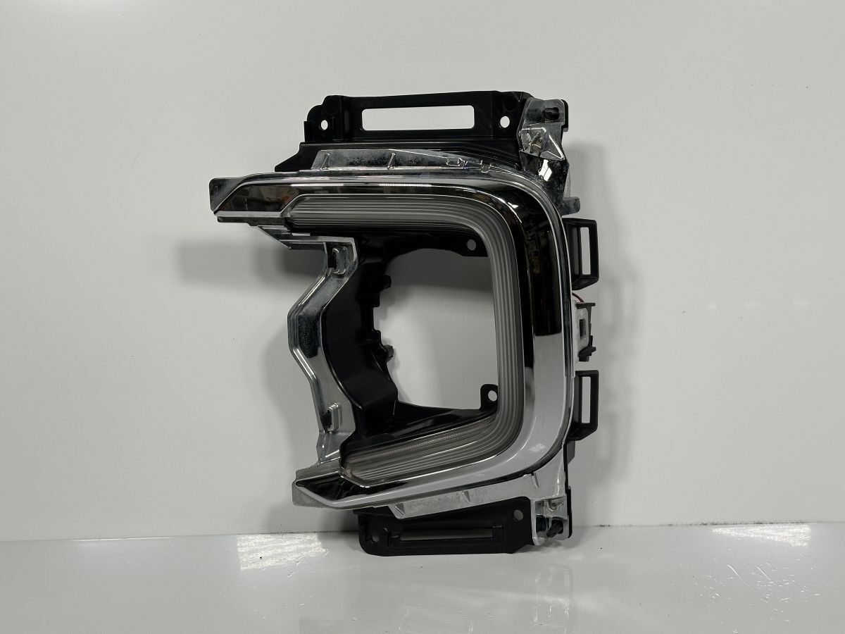 破損キズなし ekカスタム B11W 後期 純正 左デイライト Assy フォグランプカバー LED白 点灯OK 8390A033 管理30069