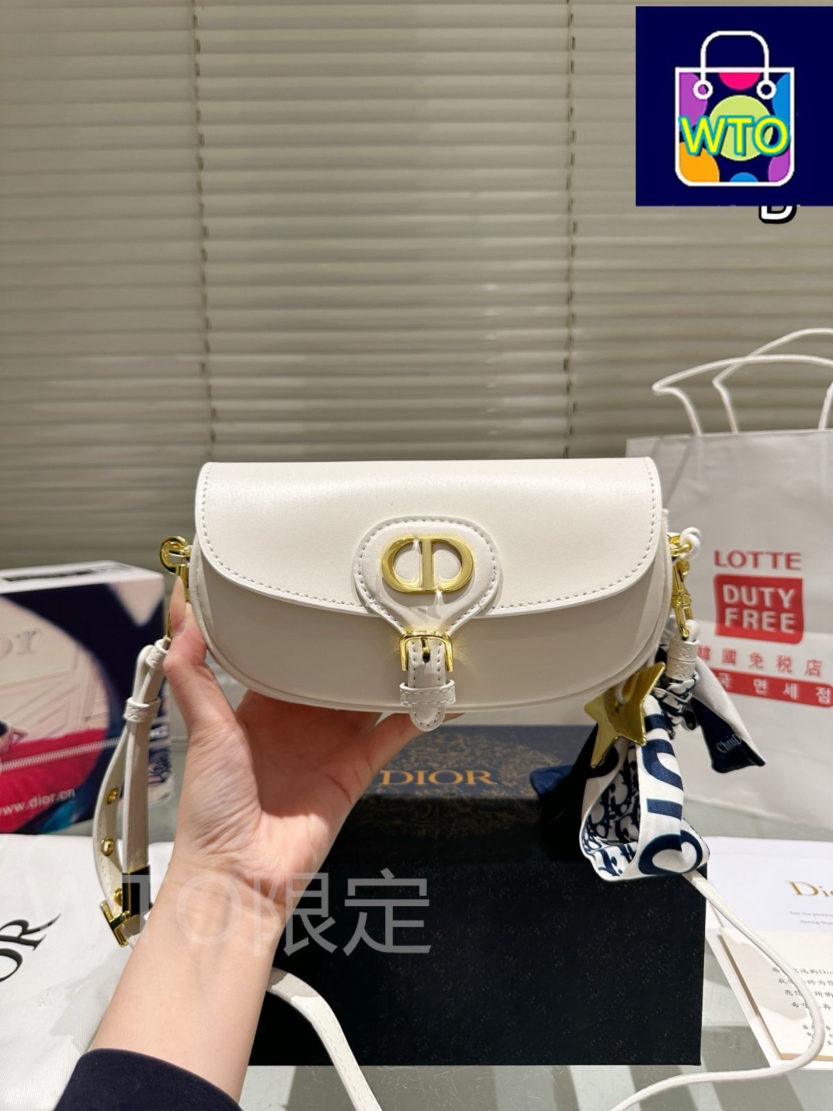 国内【2色展開♡３Way】DIOR New Dior Bobby ミニバッグ ミニバッグ Dior DIOR BOBBY(ディオール ディオール ボビー