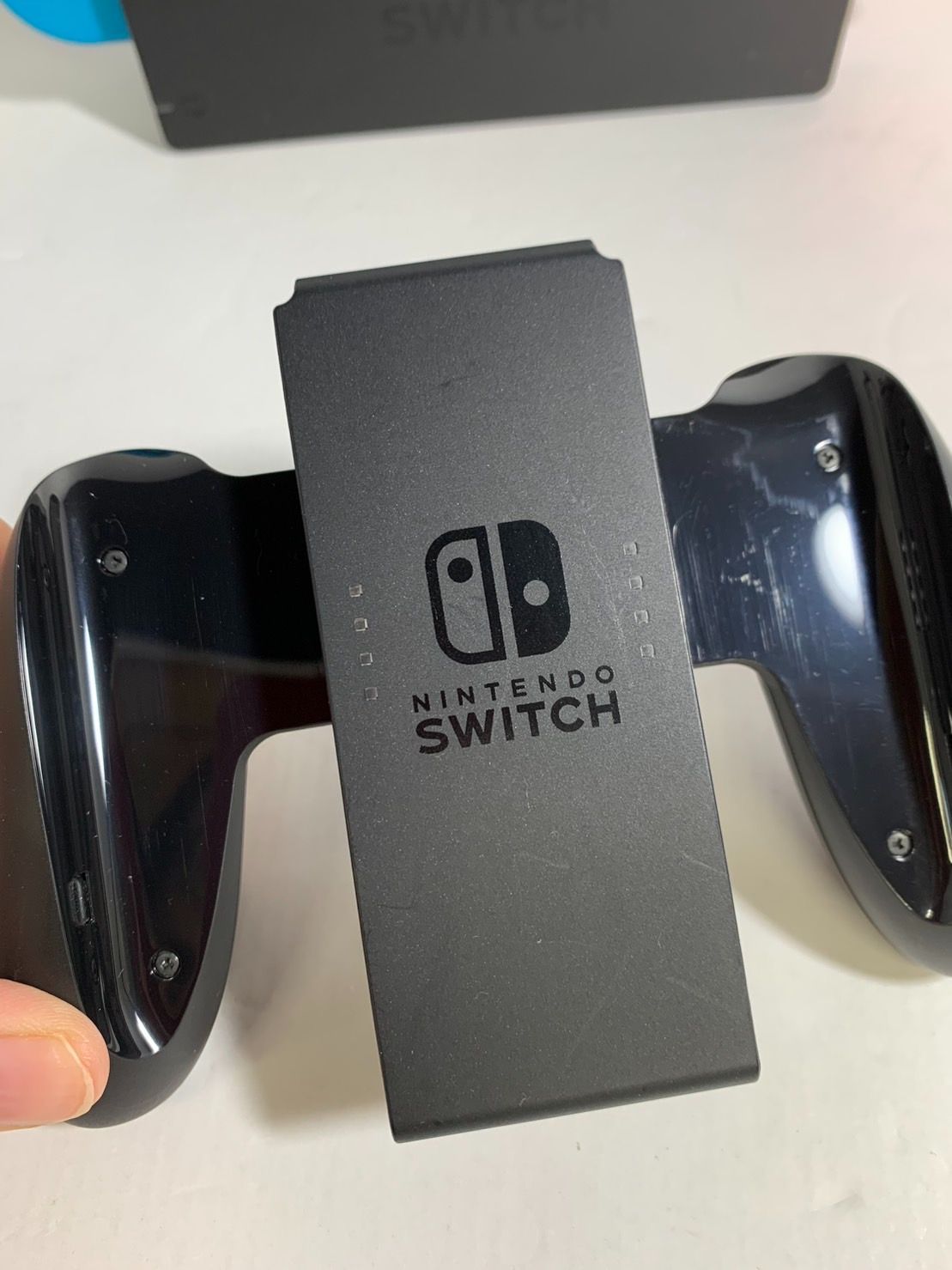 R ネオンレッド