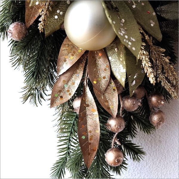 クリスマス スワッグ 玄関 60cm クリスマスリース リボン フェイク 木の実 もみの木 壁掛け 吊り下げ ゴールドとレッドリボンのスワッグ WWW_SKLAD-KIRPICHA_RU