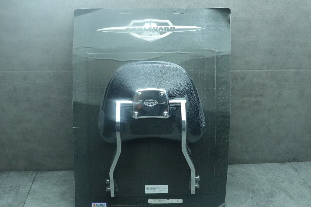 スズキ ブルバードC109R 純正 バックレスト USスズキ ビレットタンデムバックレスト 大パッド 990A0-75059 メッキステー 廃版