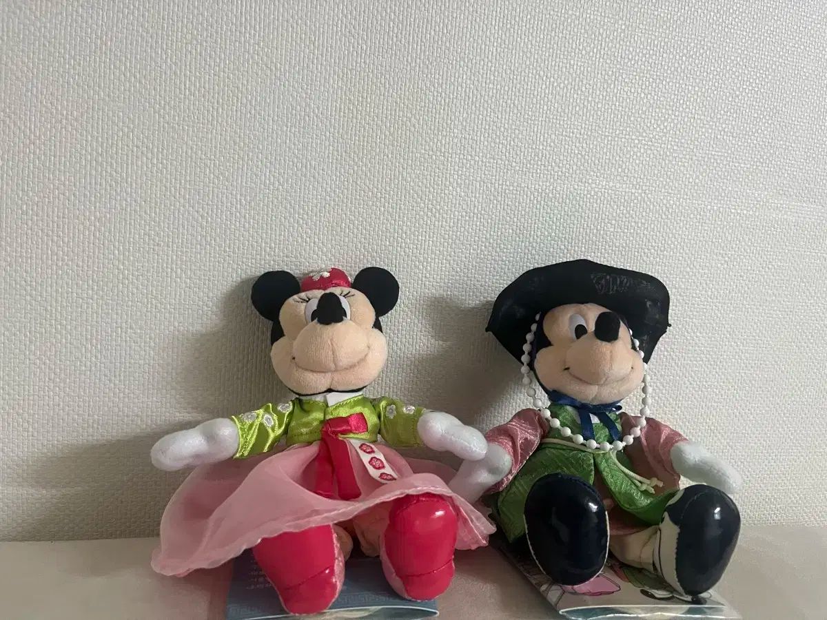 ディズニー ミッキーインソウル チマチョゴリ ミッキーミニー マグネットぬいぐるみ セット