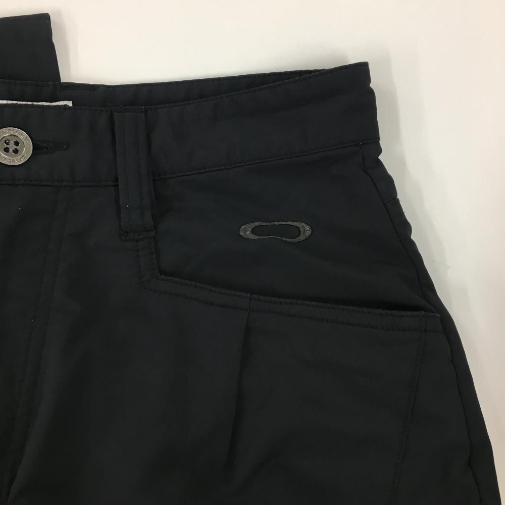 オークリー パンツ Oakley - ロゴ刺しゅう 黒 ヒップロゴ刺しゅう コットン100％ 黒×白 ハーフパンツ 美品オークリー OAKLEY ティー メンズ サイズ：33 MX
