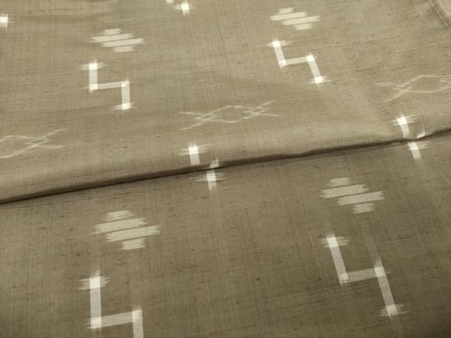 平和屋着物○本場琉球絣 紬 手織り 大城千代作 上代58万 証紙