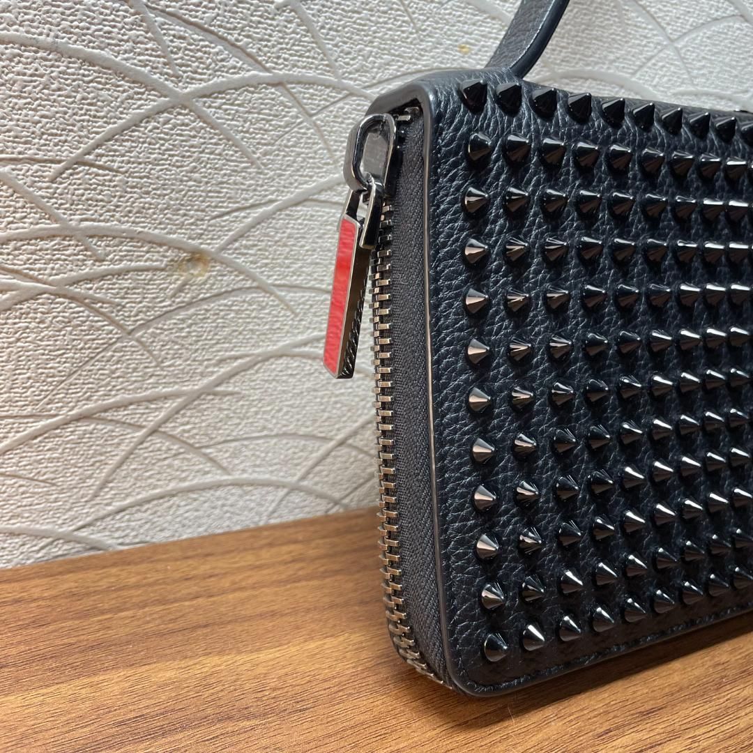 【未使用級】クリスチャンルブタン 長財布 オーガナイザー ブラックスタッズ 黒 未使用級】クリスチャンルブタン 長財布 オーガナイザー