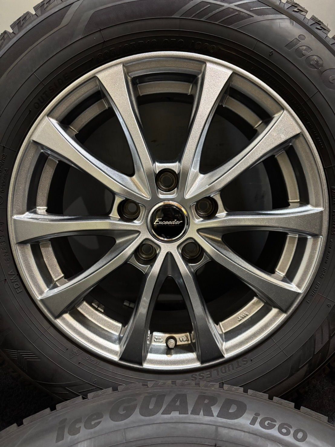 205|65R16 YOKOHAMA|ice GUARD iG60 24年製 Exceeder 16インチ 6.5J 38 114.3 5H スタッドレス 4本 ヤリスクロス 2-K426