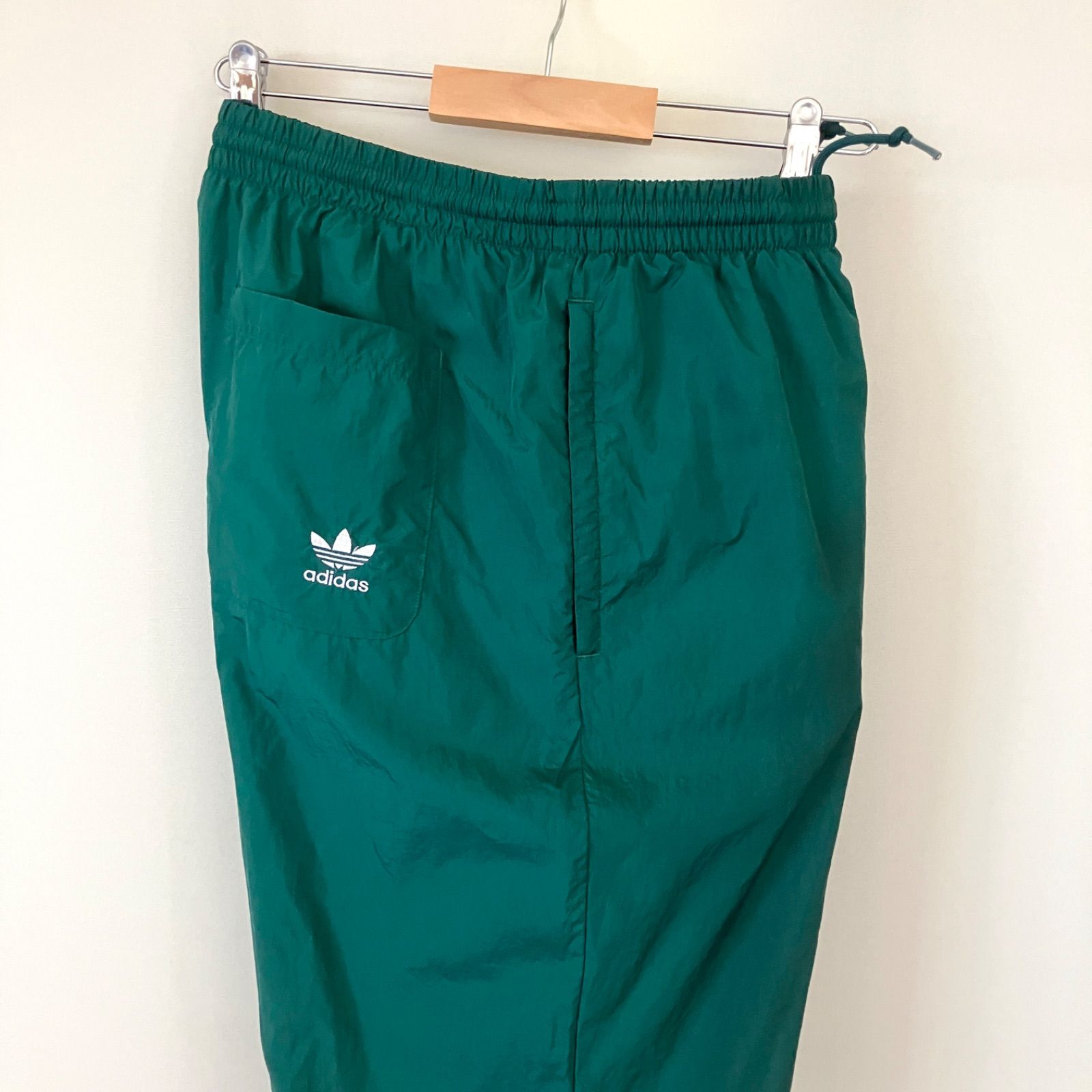 adidas originals アディダス☆ビッグトレフォイル☆ウーブンナイロン 