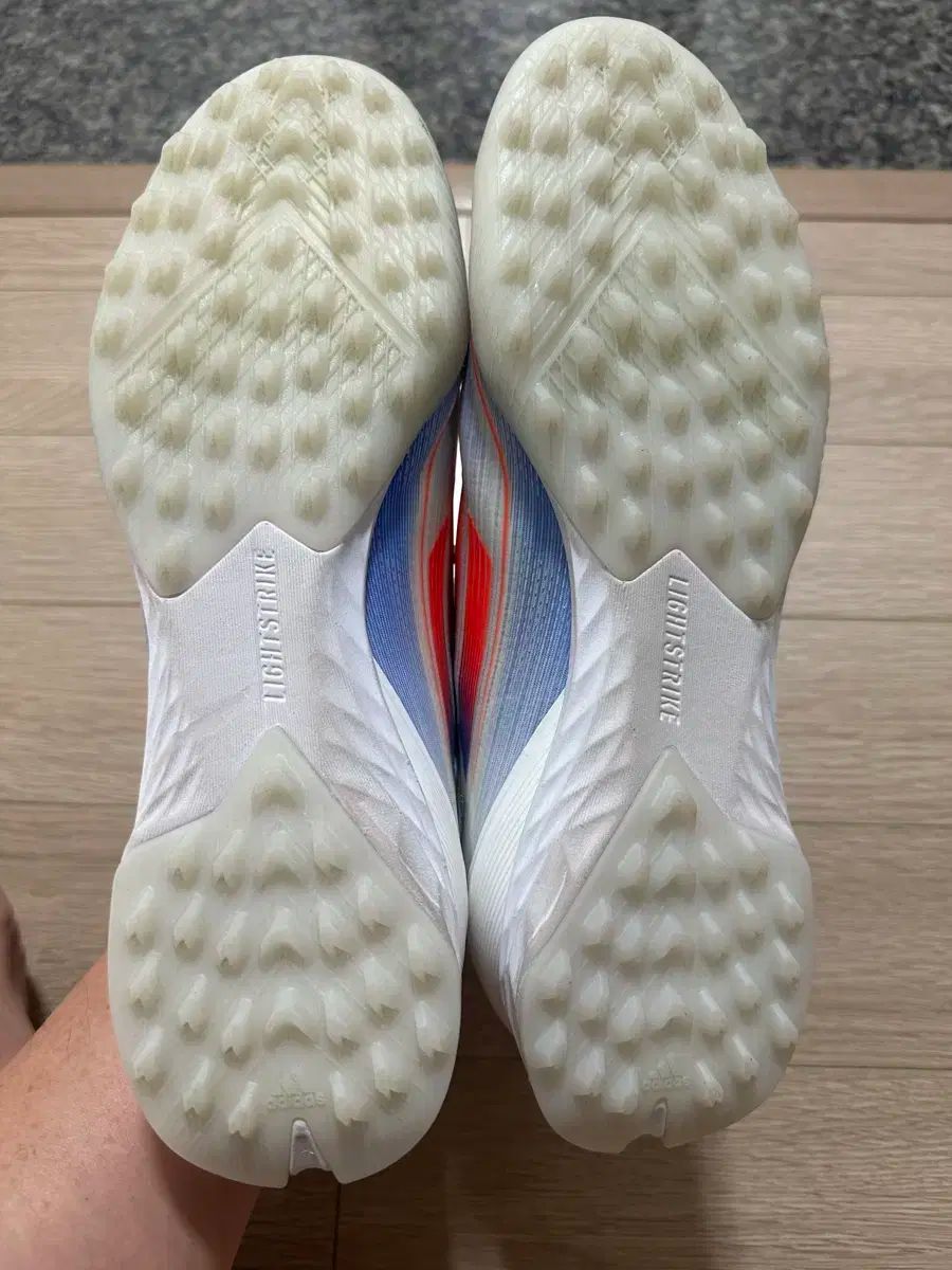 サッカーシューズ