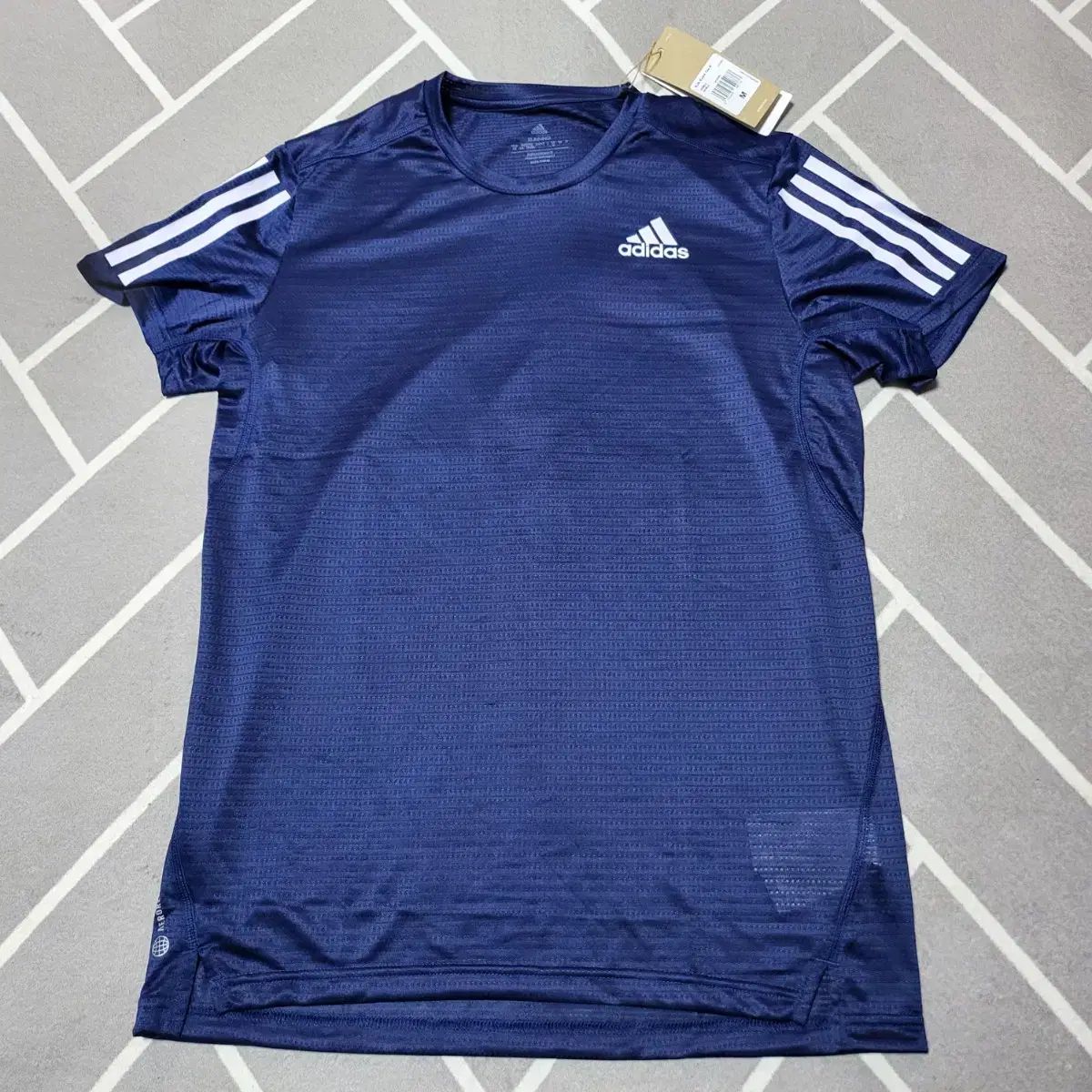 新品) アディダス 半袖Tシャツ M