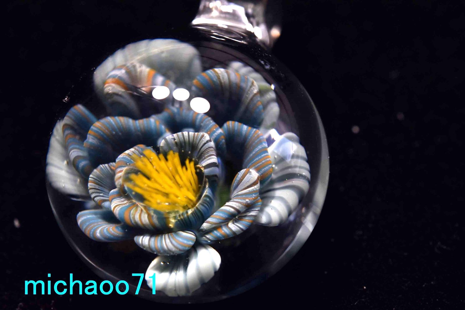 フラワー ガラスのペンダントトップ (12111-P21)GLASS FLOWER 透き通っ 