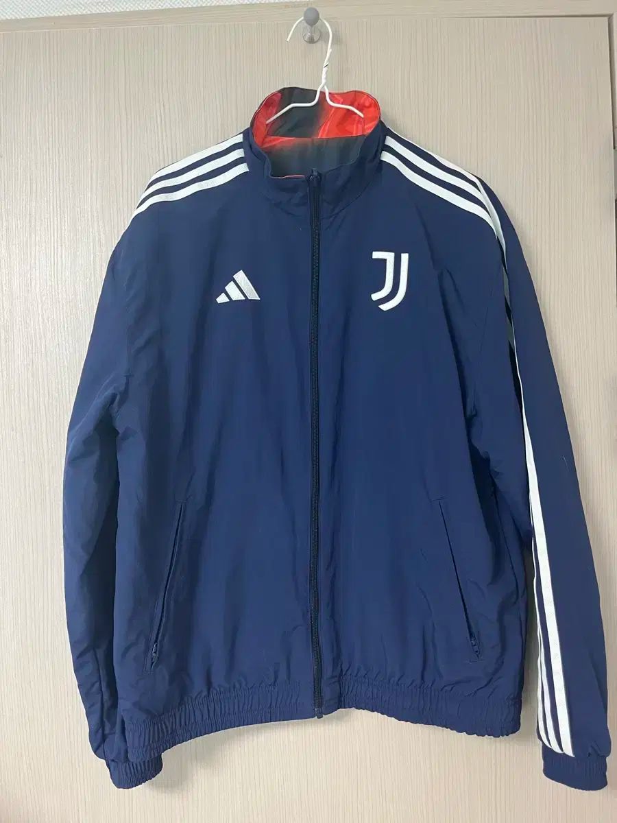 adidas アディダス ユヴェントス リバーシブル