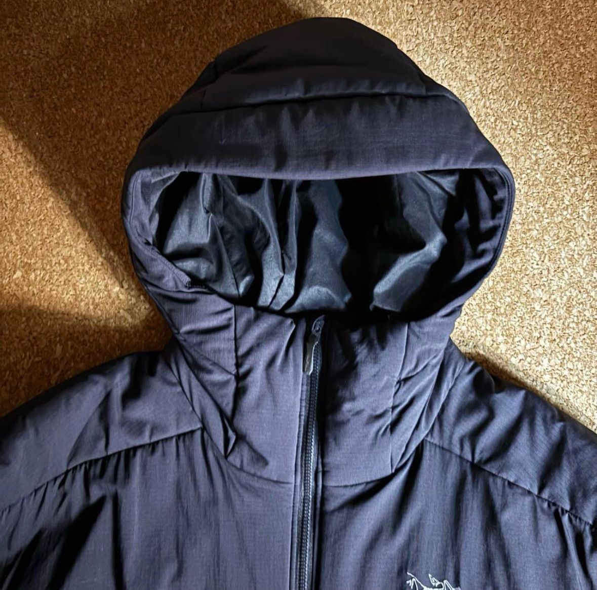 アークテリクス　アトムAR メンズXL 黒　コアロフト　ナイロン アークテリクス アトムAR メンズXL ブラック ナイロン