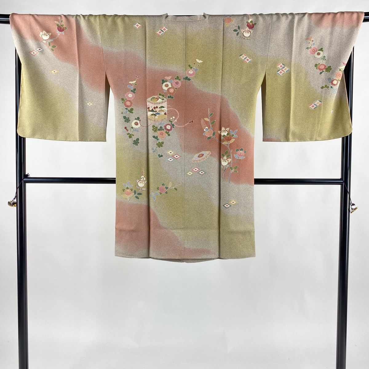 道行 身丈98.5cm 裄丈71cm L 松井青々 和装コート 角衿 落款 橘 入子菱 金彩 ぼかし 薄ピンク 正絹