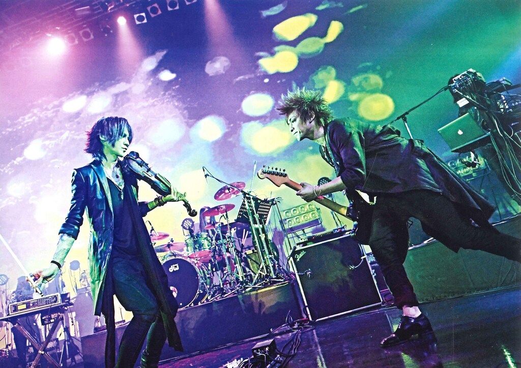 SUGIZO/INORAN(LUNA SEA) 初回プレス限定仕様(DVD) SUGIZO vs