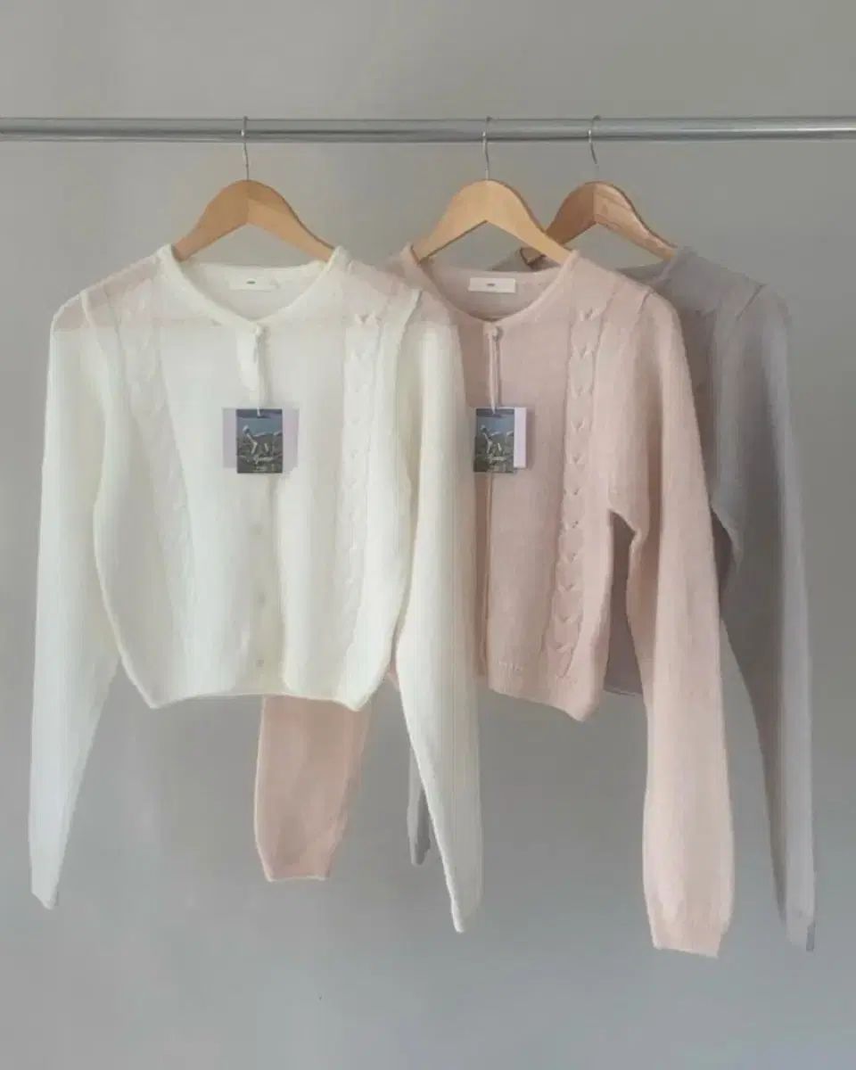 クロップドカーディガン