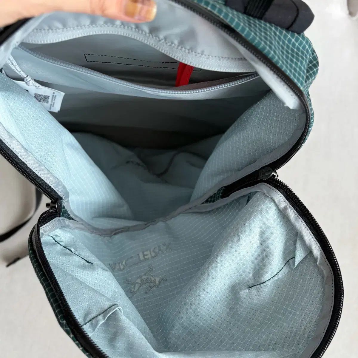 ARC TERYX アークテリクス 隠す 15 ピュテアス HRDEVELOPMENT_JP